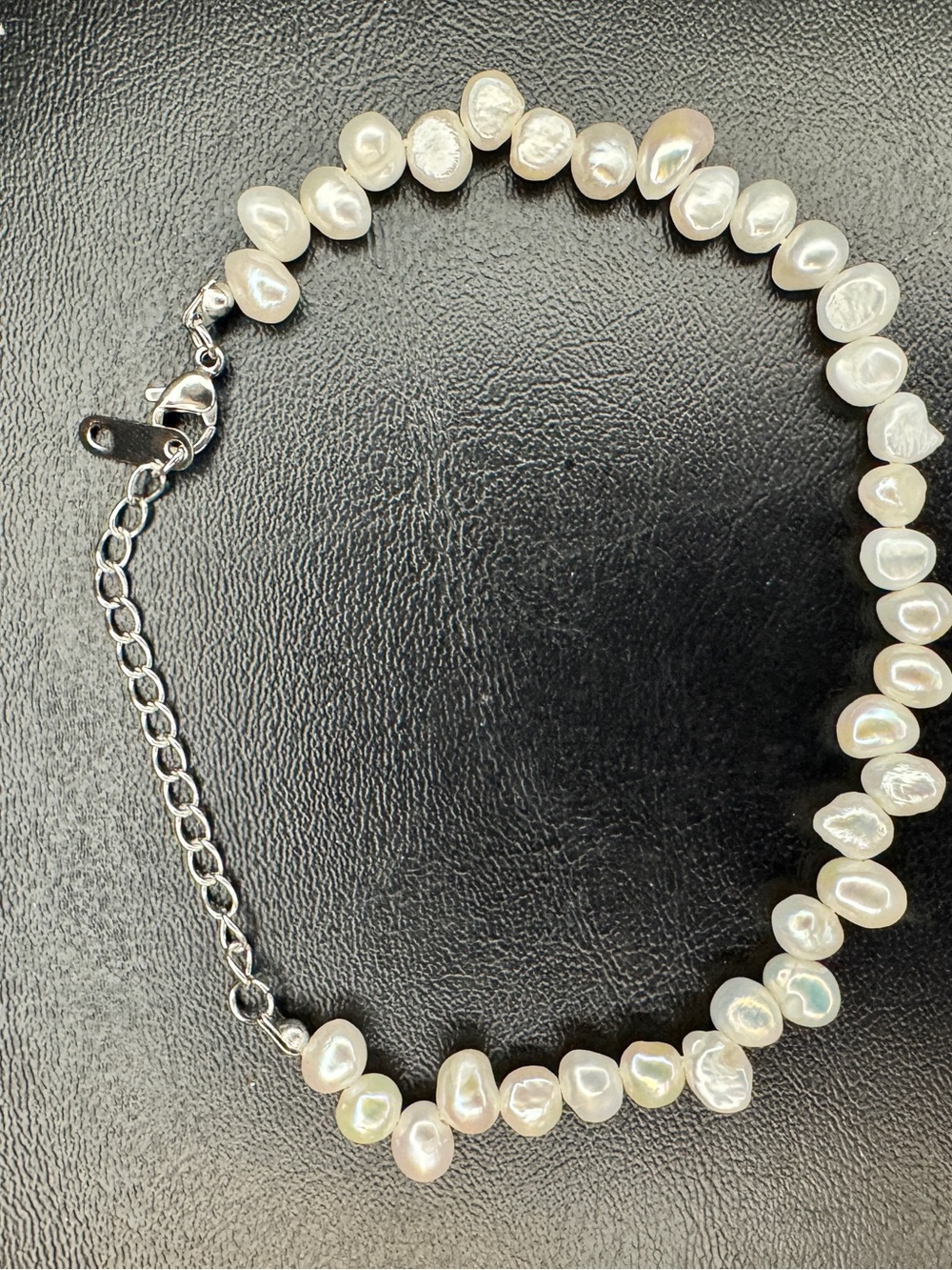 BRAND NEW- Louise Carter Jewelry Kauai Bracelet - Hypoallergenic w/ real pearls